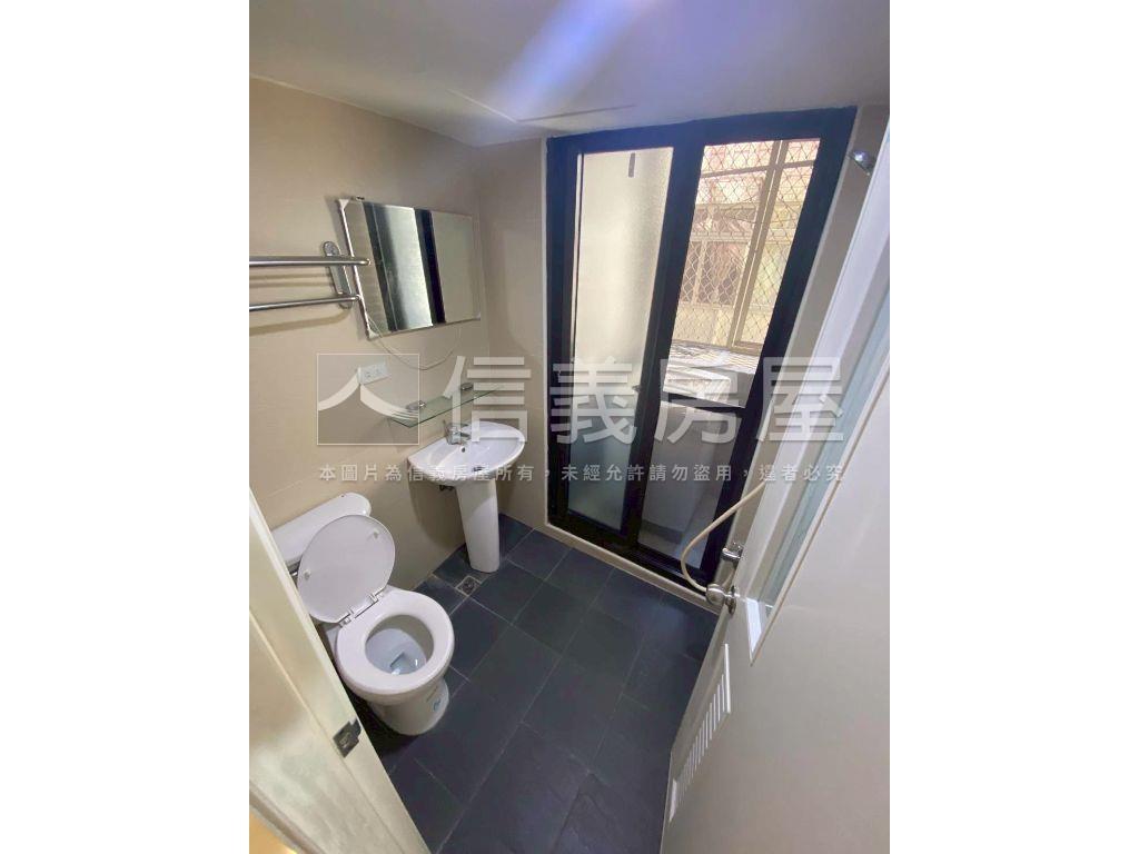 近捷運四維國小站收租三套房屋室內格局與周邊環境