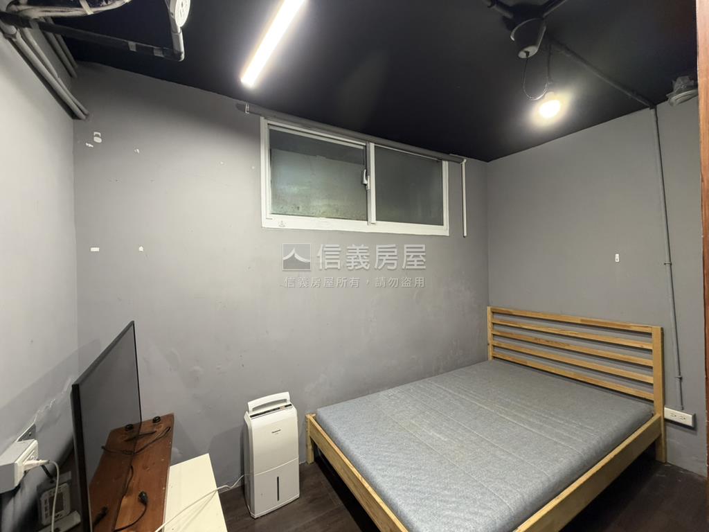 天母德行收租寶房屋室內格局與周邊環境