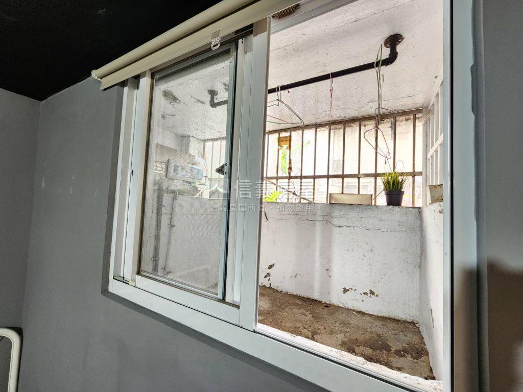 天母德行收租寶房屋室內格局與周邊環境