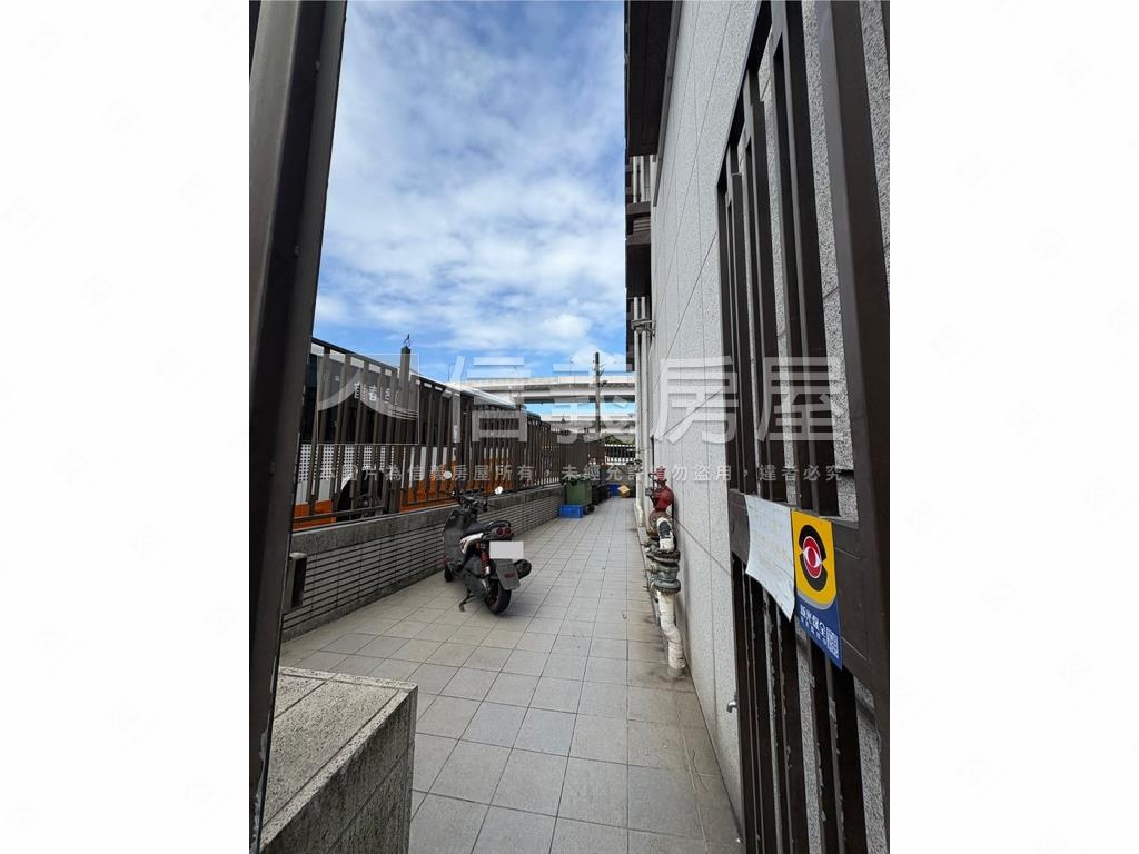 南軟商圈穩定金店面房屋室內格局與周邊環境
