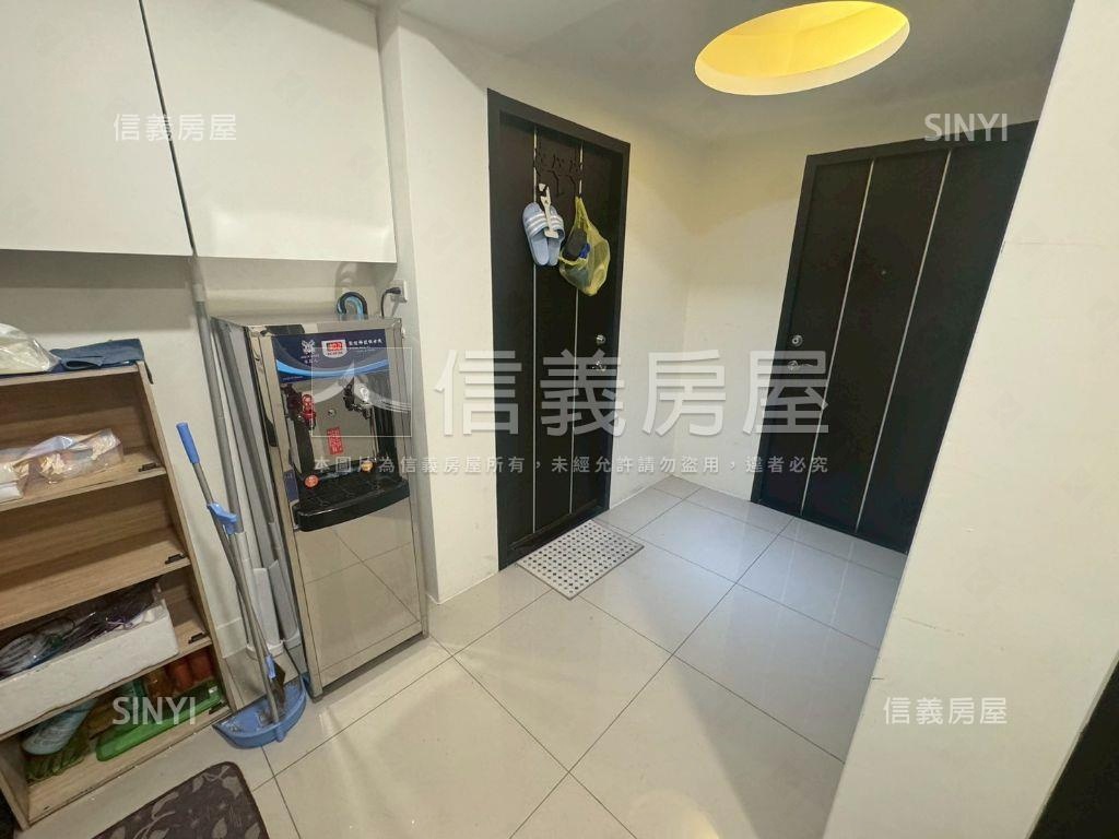 投報佳，中國醫電梯４套房屋室內格局與周邊環境