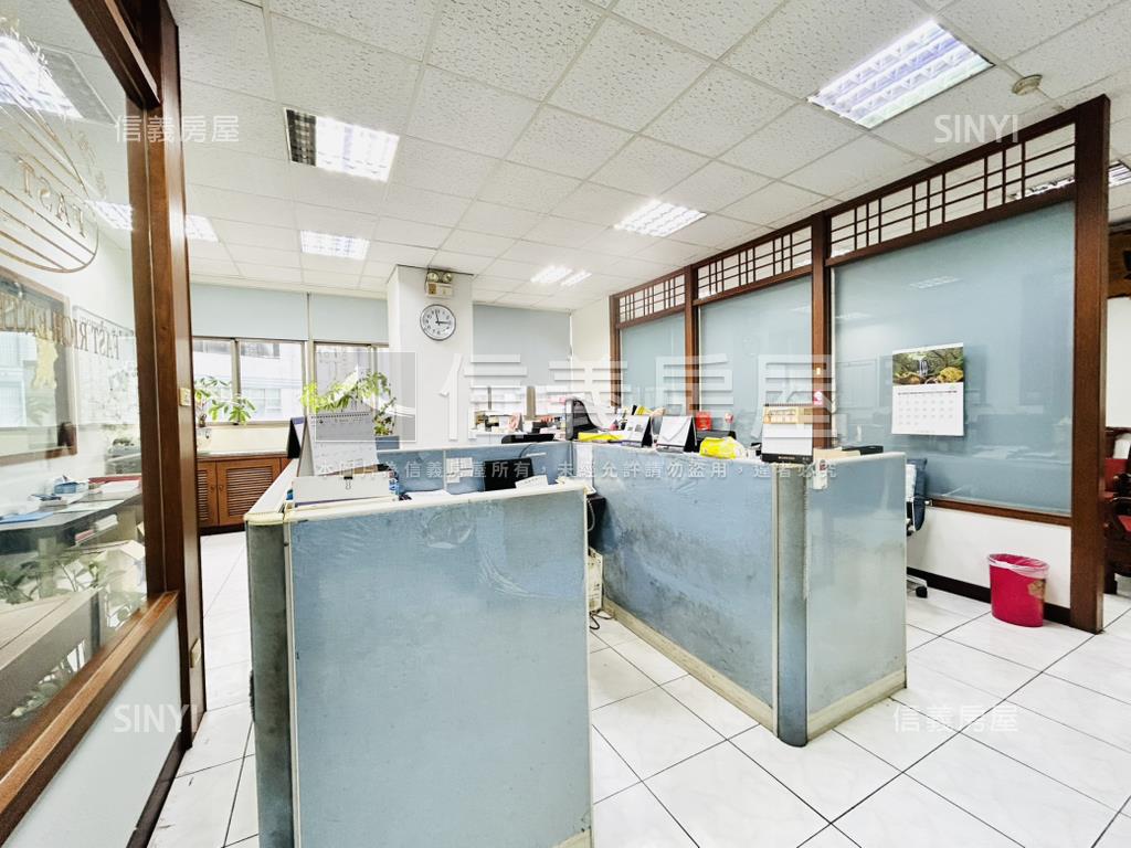 五角大廈．近捷運商辦房屋室內格局與周邊環境