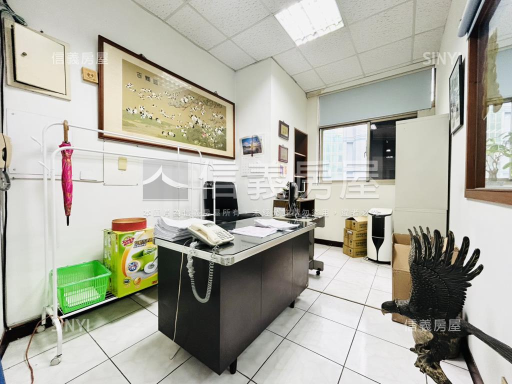 五角大廈．近捷運商辦房屋室內格局與周邊環境