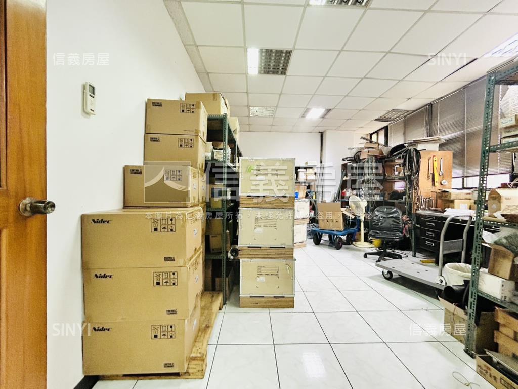 五角大廈．近捷運商辦房屋室內格局與周邊環境