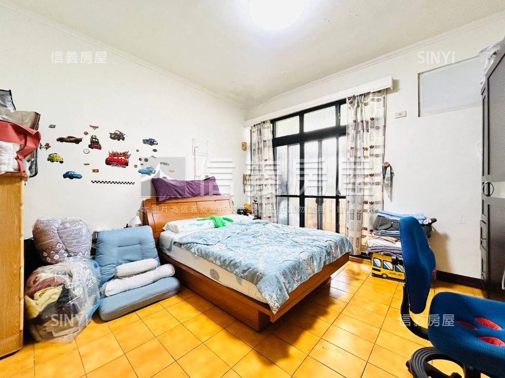 捷運頂加低總價大空間Ａ房屋室內格局與周邊環境