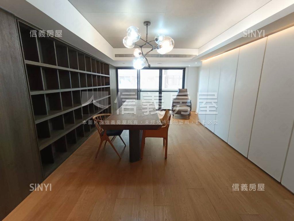 附中學區方正美妝四房房屋室內格局與周邊環境