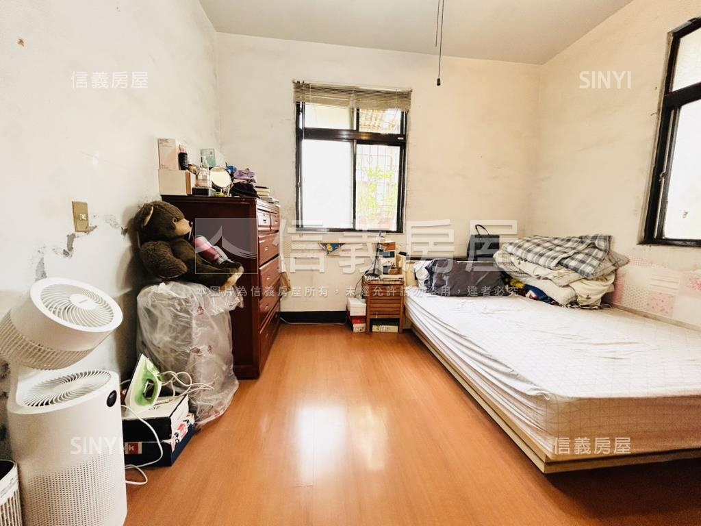 前後陽台．方正公寓３樓房屋室內格局與周邊環境