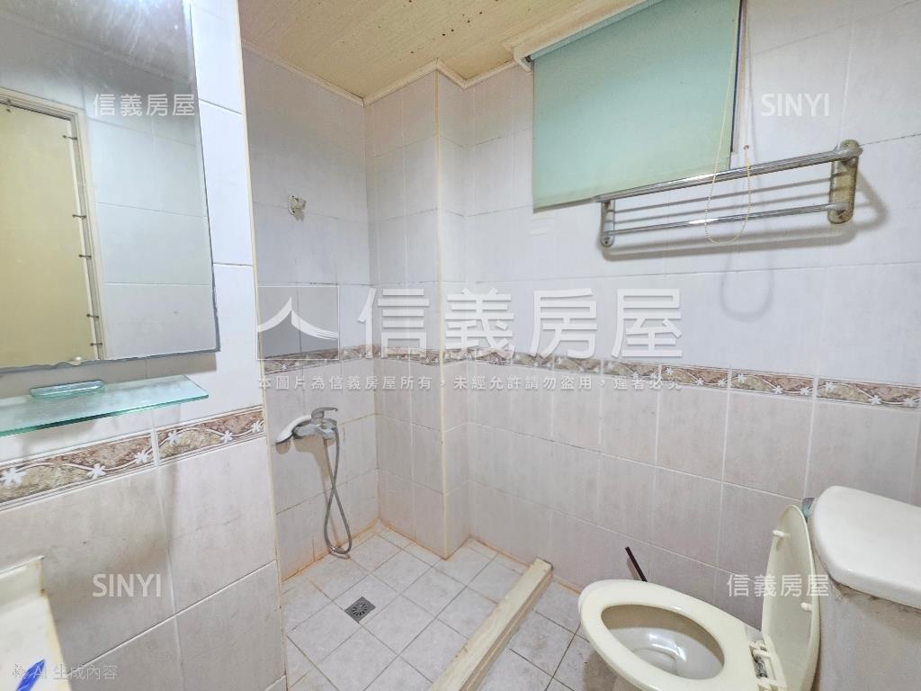 二期公園旁雙併透店房屋室內格局與周邊環境