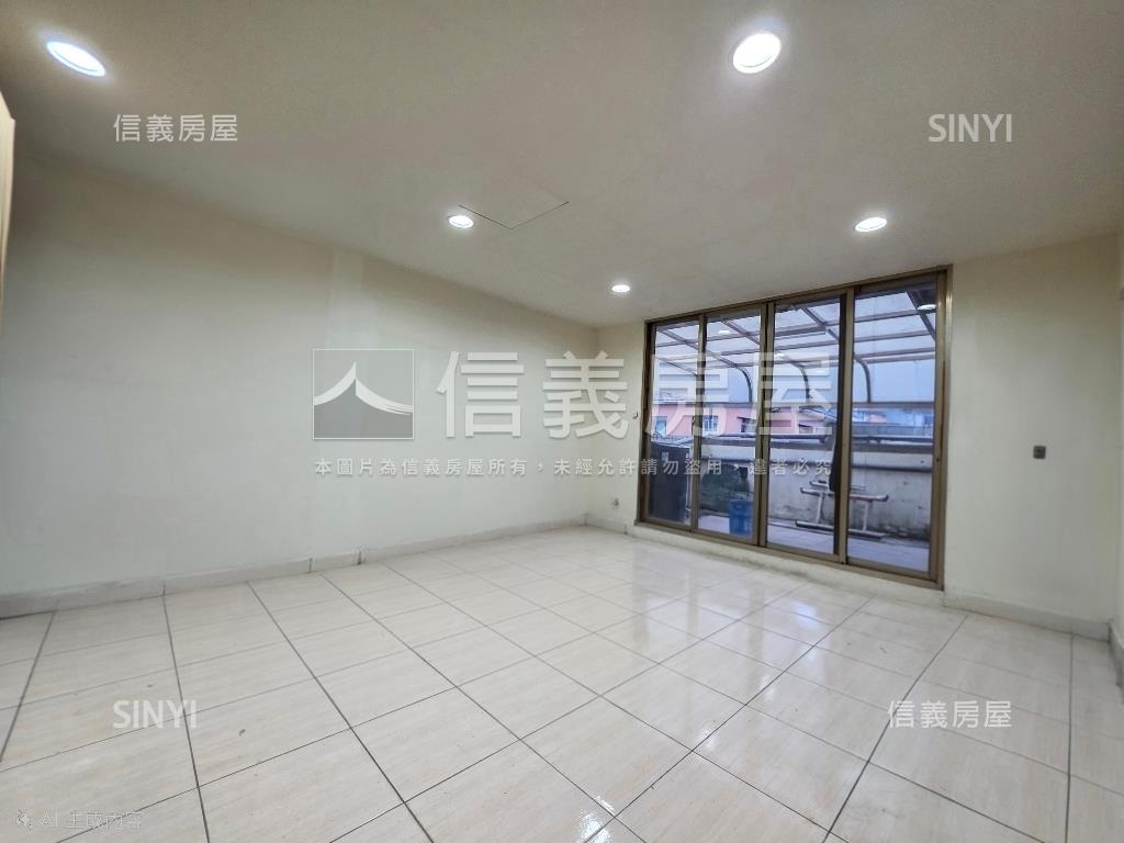 二期公園旁雙併透店房屋室內格局與周邊環境