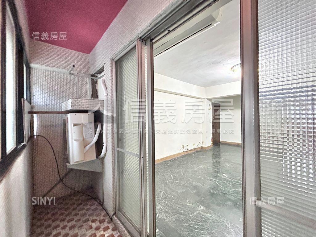 中正國小旁首購成家華廈房屋室內格局與周邊環境