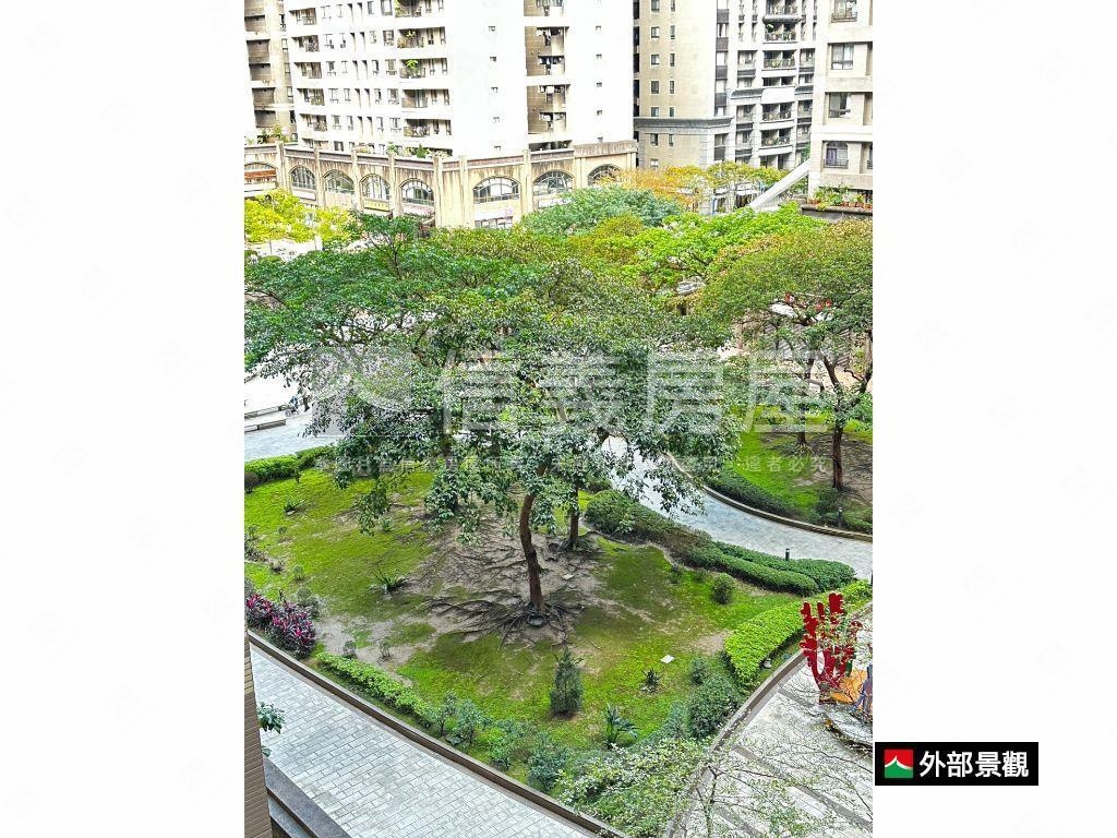 未來市家樂福商圈兩房車位房屋室內格局與周邊環境