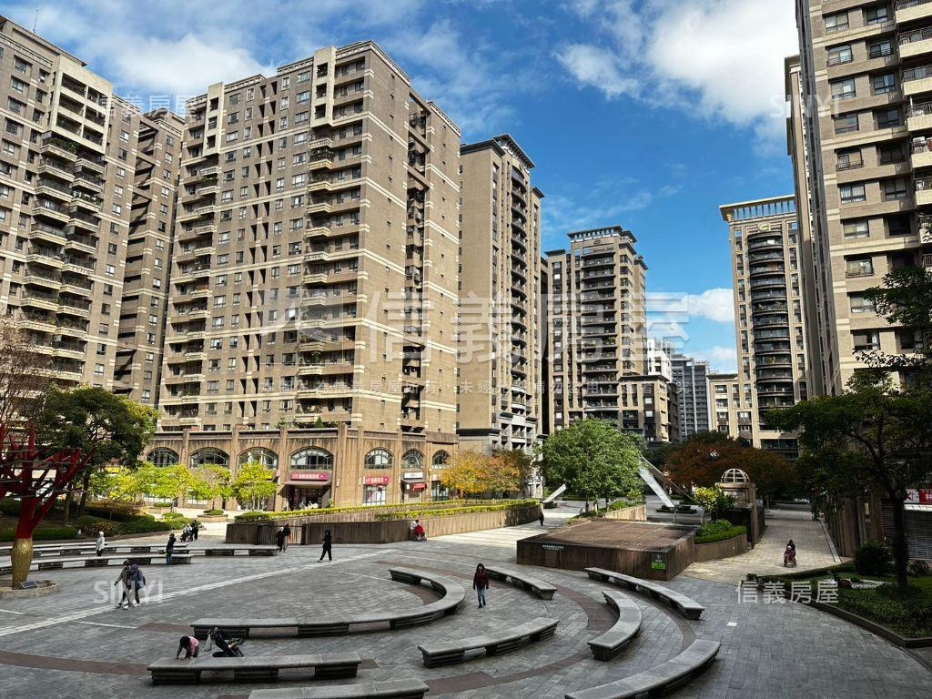 未來市家樂福商圈兩房車位房屋室內格局與周邊環境