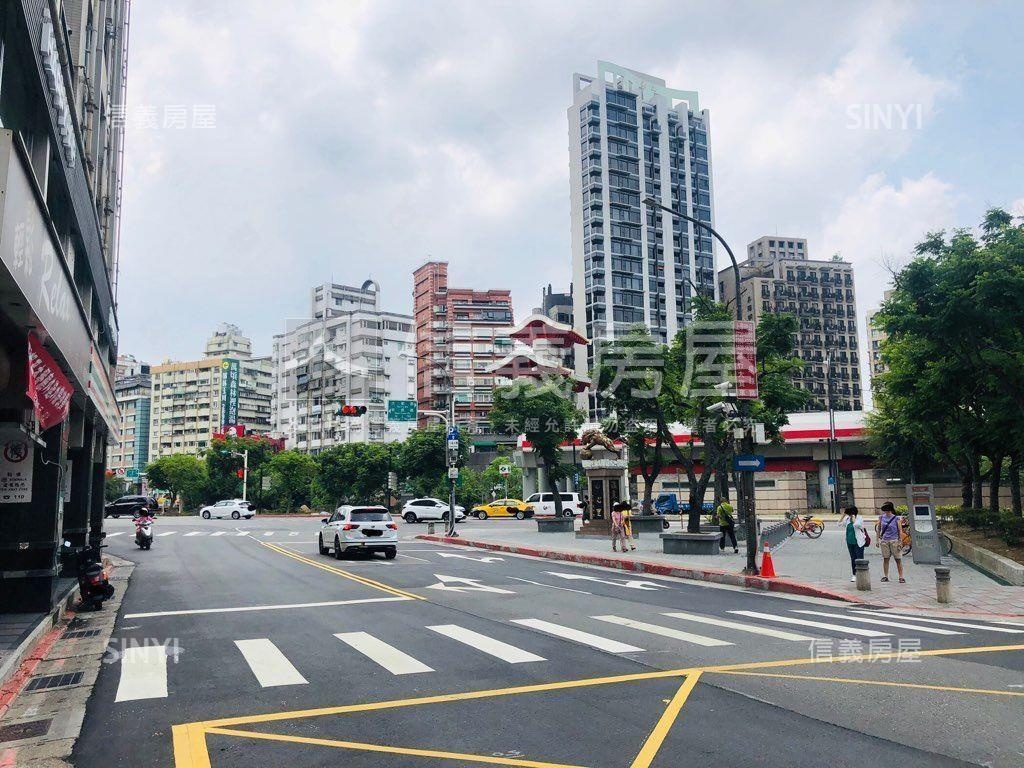 超便利！捷運電梯美套房房屋室內格局與周邊環境