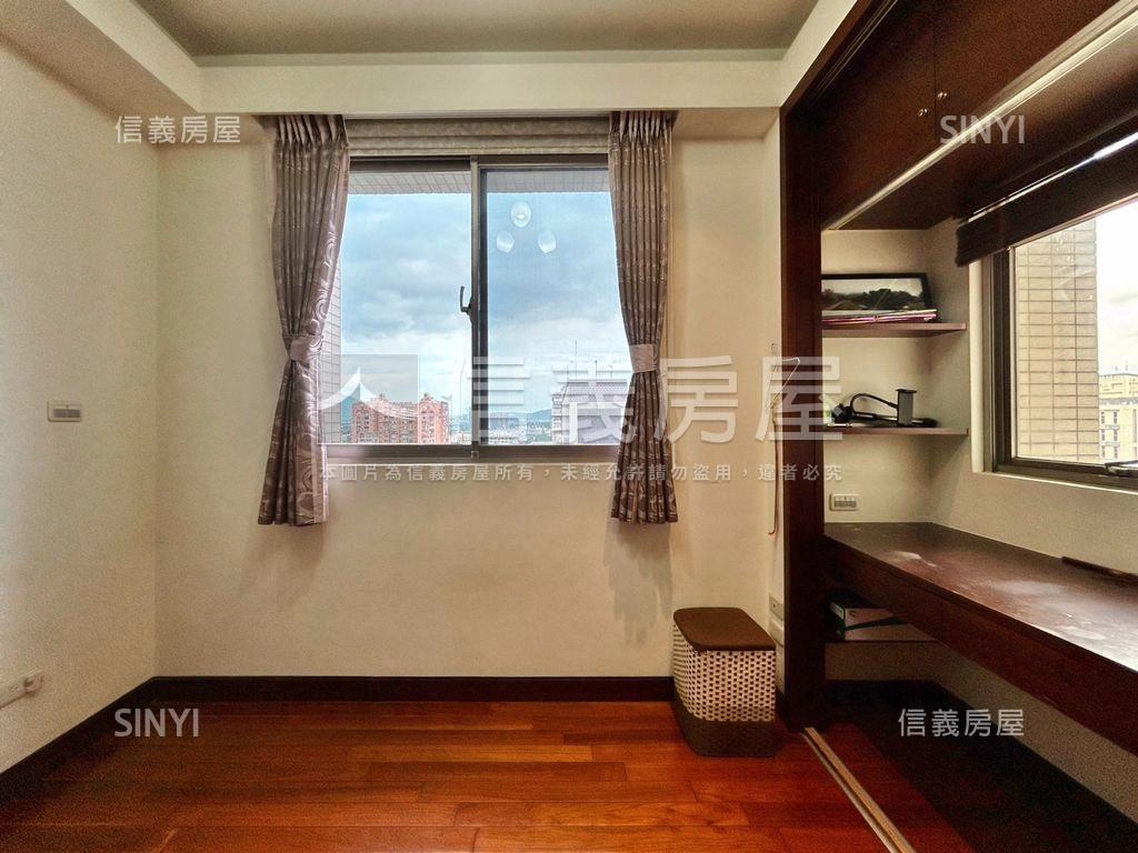 龍躍千禧頂層厝王房屋室內格局與周邊環境