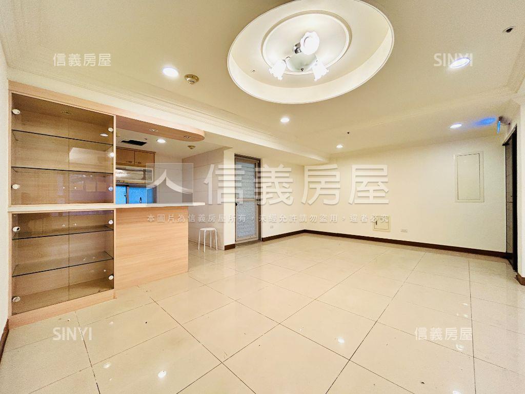 財政局標售—梵帝崗之２房屋室內格局與周邊環境