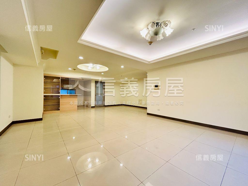 財政局標售—梵帝崗之２房屋室內格局與周邊環境