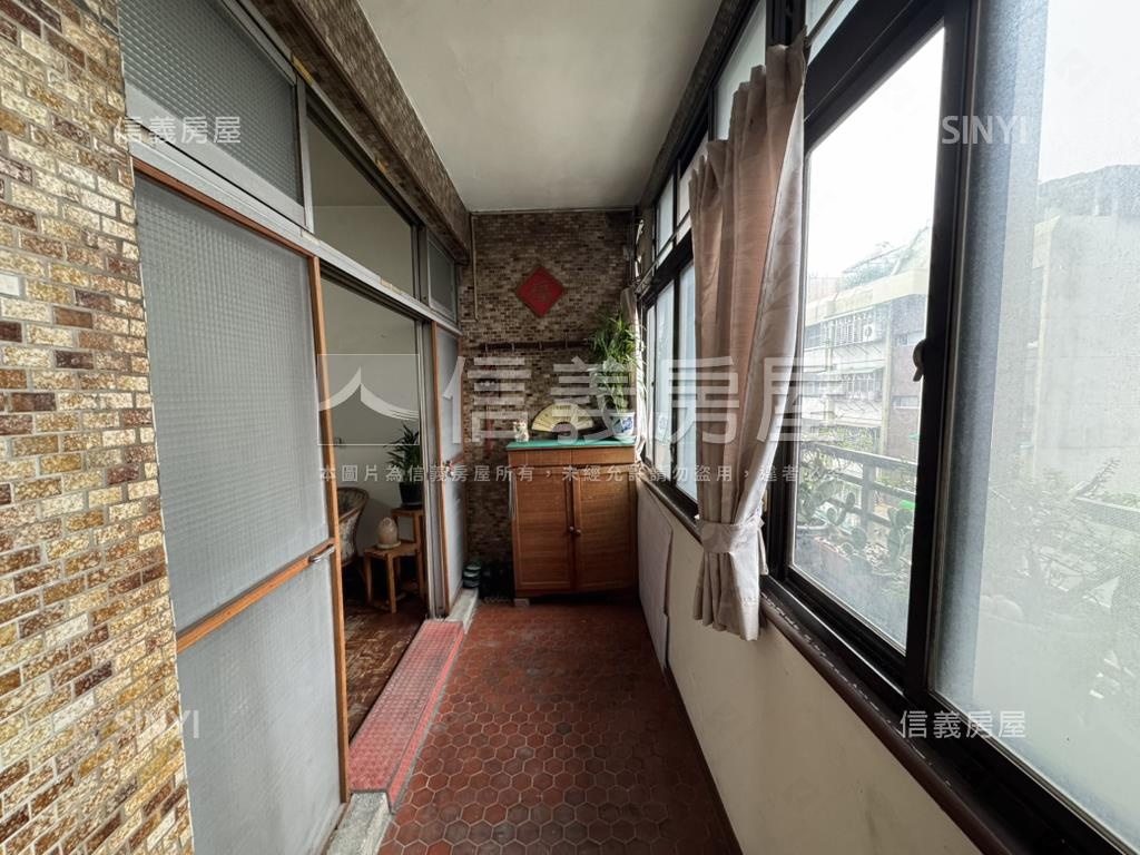 近捷運低總價三房房屋室內格局與周邊環境