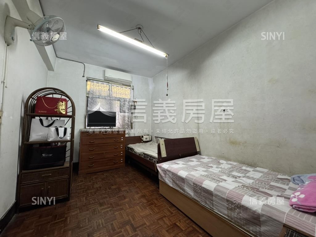 近捷運低總價三房房屋室內格局與周邊環境