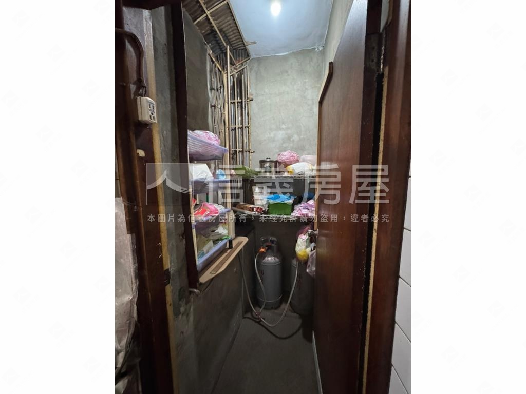 近捷運低總價三房房屋室內格局與周邊環境