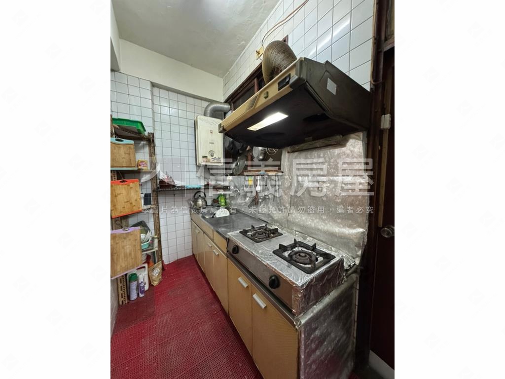 近捷運低總價三房房屋室內格局與周邊環境