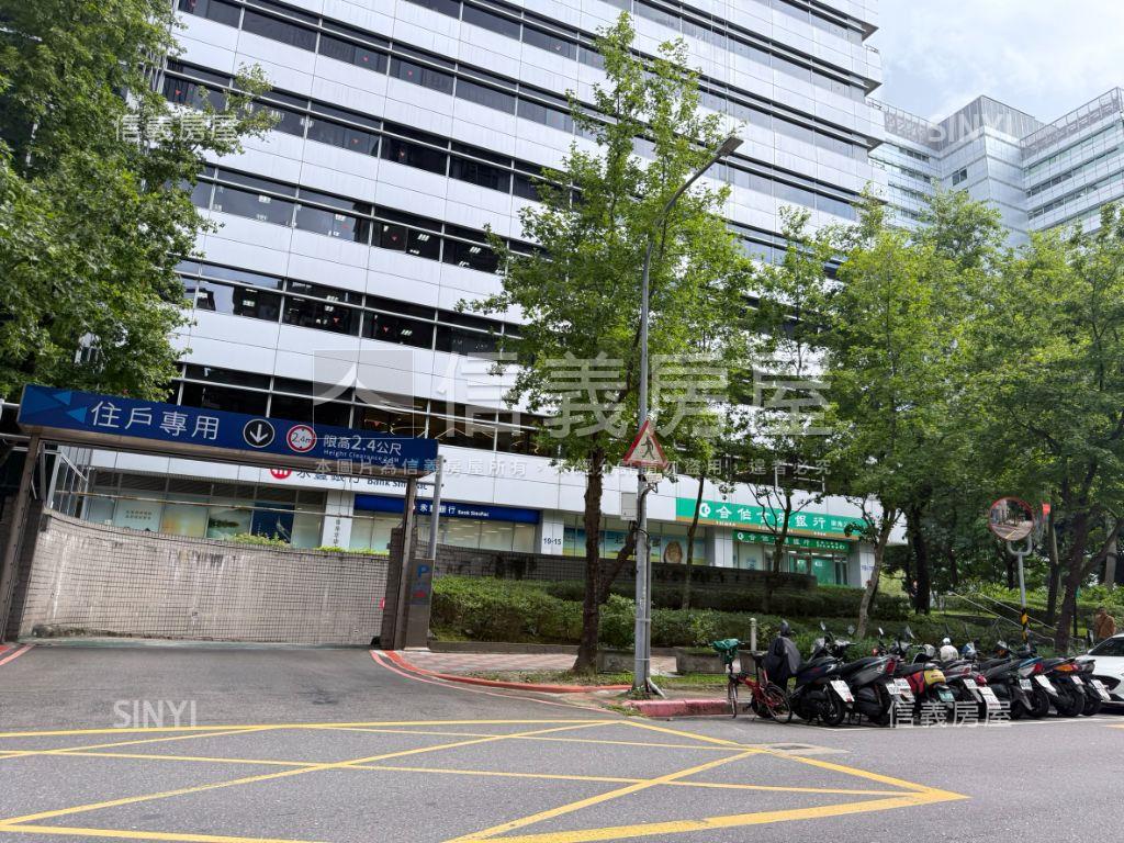 園區街１＋２Ｆ店面之王房屋室內格局與周邊環境