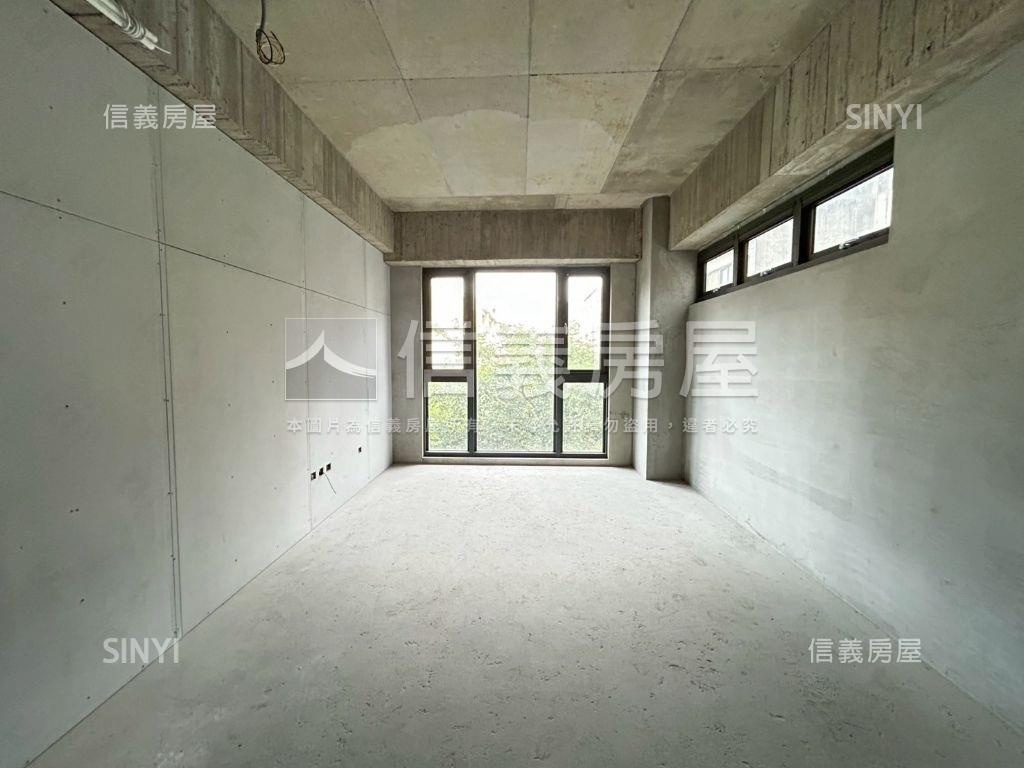 稀有市區面樹梢採光兩房房屋室內格局與周邊環境