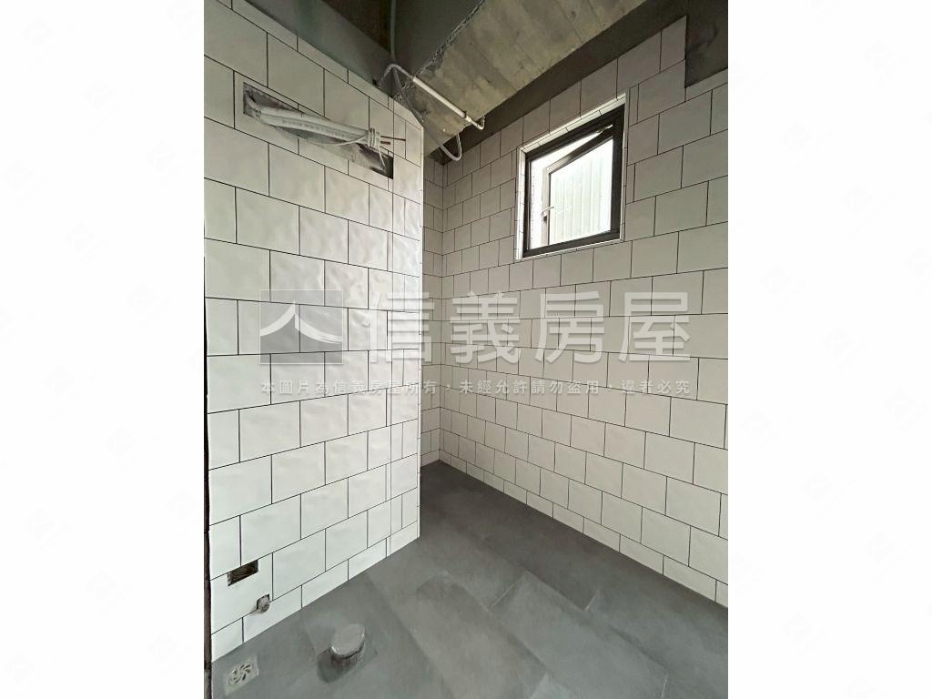 稀有市區面樹梢採光兩房房屋室內格局與周邊環境