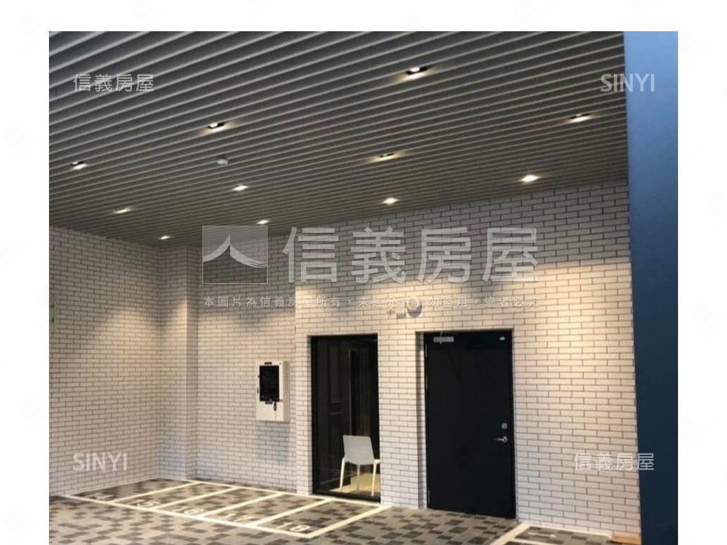 稀有市區面樹梢採光兩房房屋室內格局與周邊環境