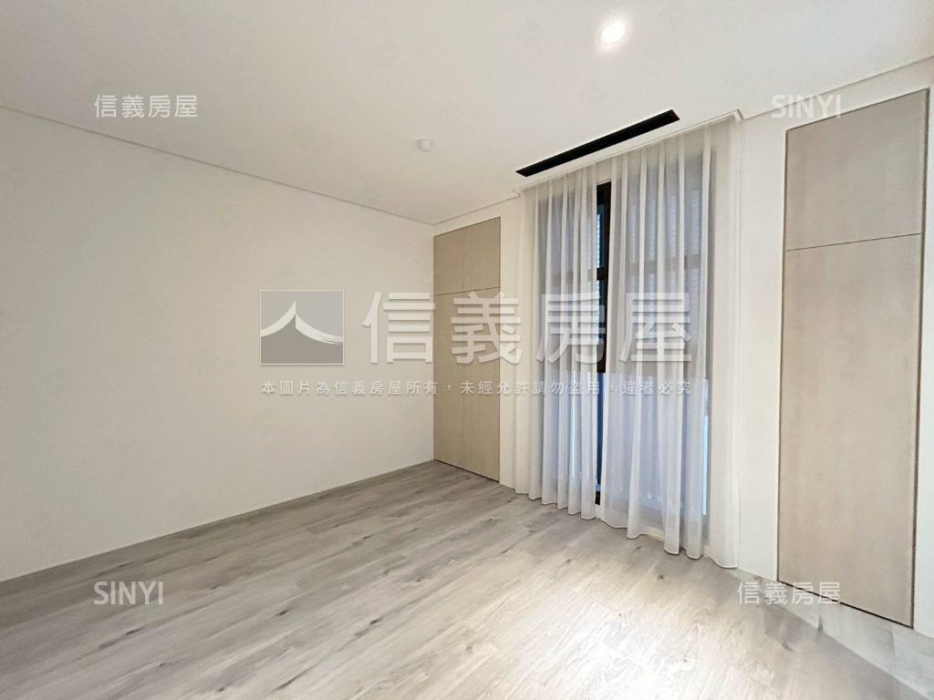 稀有市區面樹梢採光兩房房屋室內格局與周邊環境