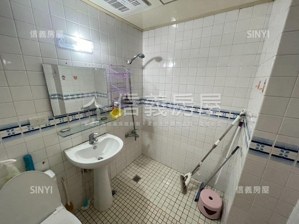 國泰建設二中四房首購看這房屋室內格局與周邊環境