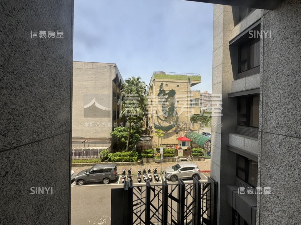 靜巷捷運達麗信義房屋室內格局與周邊環境
