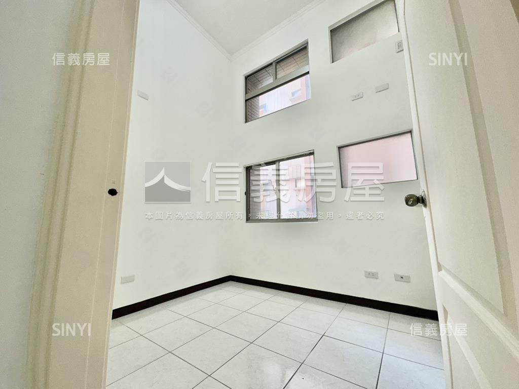 近商場環境宜居３房雙車位房屋室內格局與周邊環境