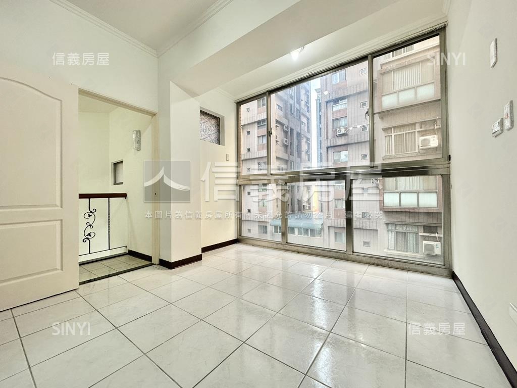 近商場環境宜居３房雙車位房屋室內格局與周邊環境