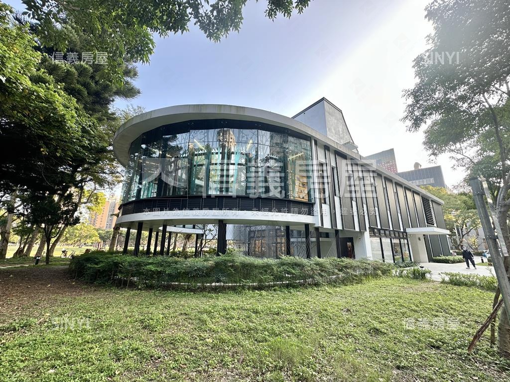 近商場環境宜居３房雙車位房屋室內格局與周邊環境