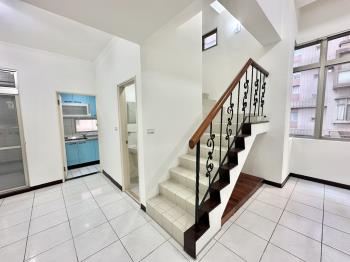 近商場環境宜居３房雙車位