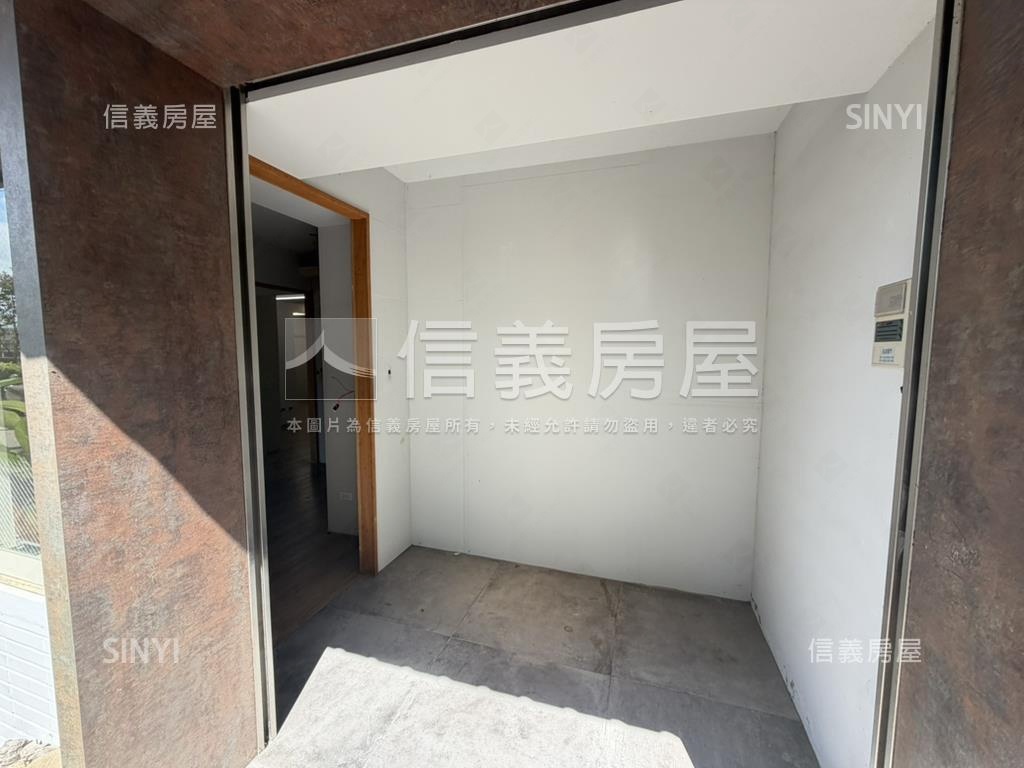南園二路稀有一樓店住房屋室內格局與周邊環境