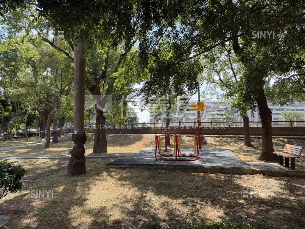 南園二路稀有一樓店住房屋室內格局與周邊環境