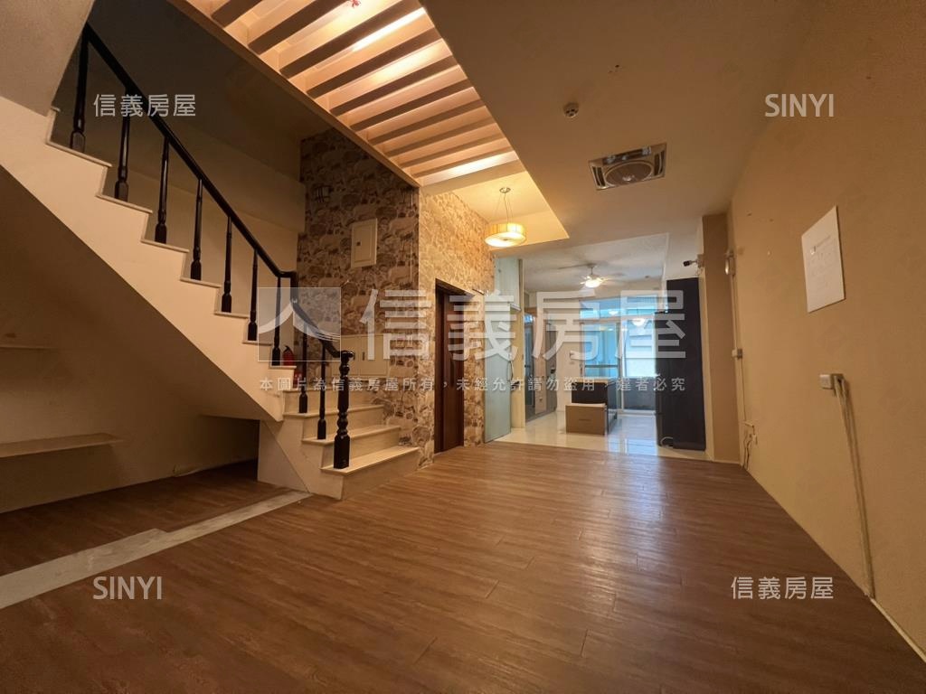 稀有店面歐風百坪透天房屋室內格局與周邊環境