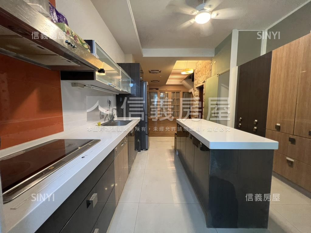 稀有店面歐風百坪透天房屋室內格局與周邊環境