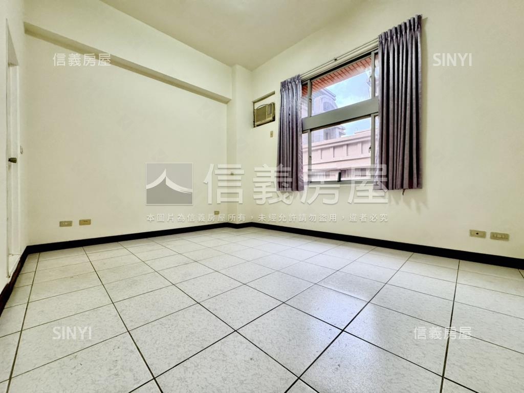 工學商圈２房１室尬平車房屋室內格局與周邊環境