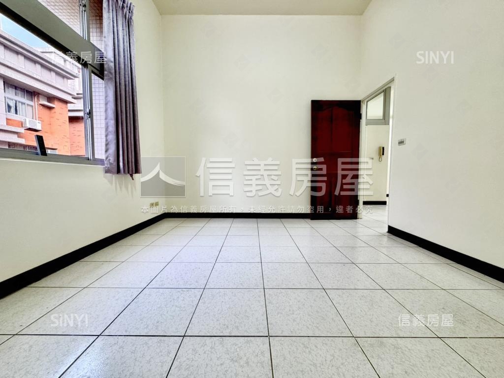 工學商圈２房１室尬平車房屋室內格局與周邊環境