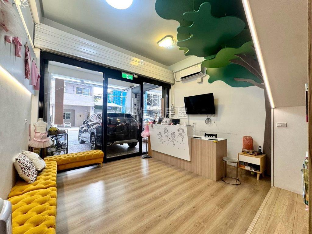 近洲際漢神百貨金透店房屋室內格局與周邊環境