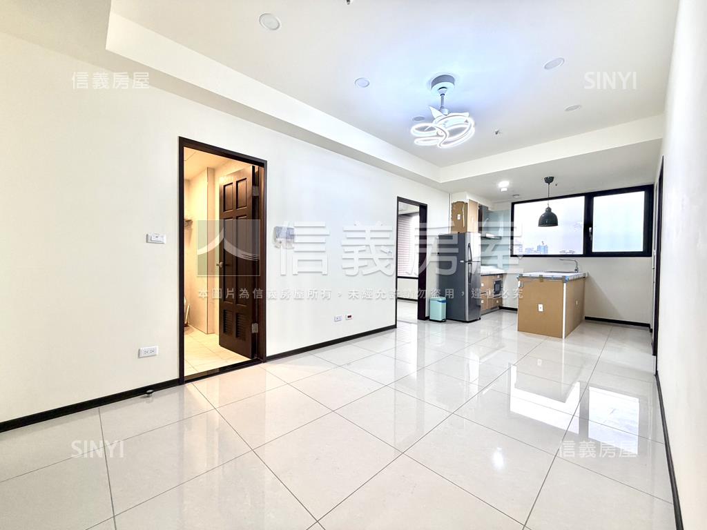 近宋屋國小澐鋒３房車位房屋室內格局與周邊環境