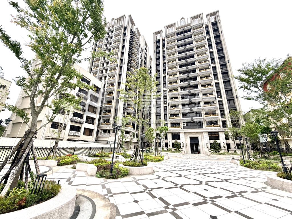 近宋屋國小澐鋒３房車位房屋室內格局與周邊環境