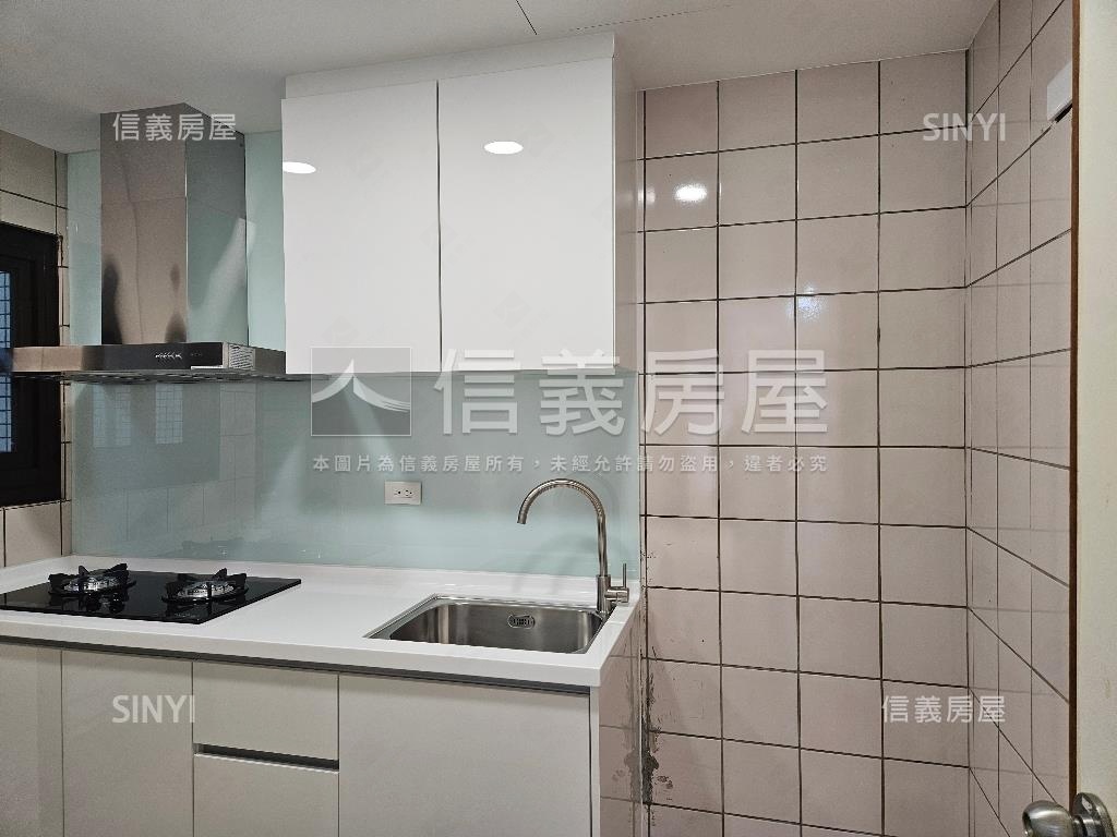 國安國宅溫馨大三房房屋室內格局與周邊環境