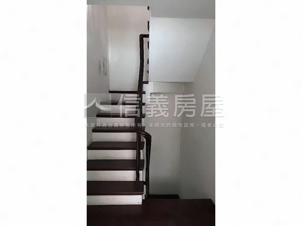 湖山村美麗大別墅房屋室內格局與周邊環境