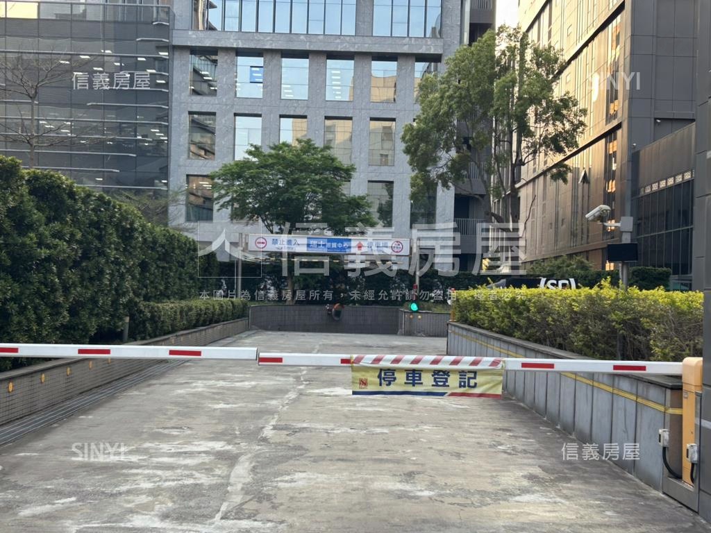 遠雄瑞士邊間明亮美辦房屋室內格局與周邊環境