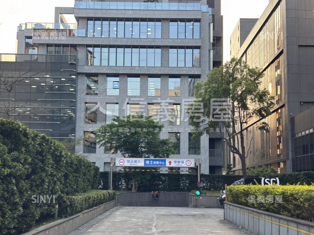 遠雄瑞士邊間明亮美辦房屋室內格局與周邊環境