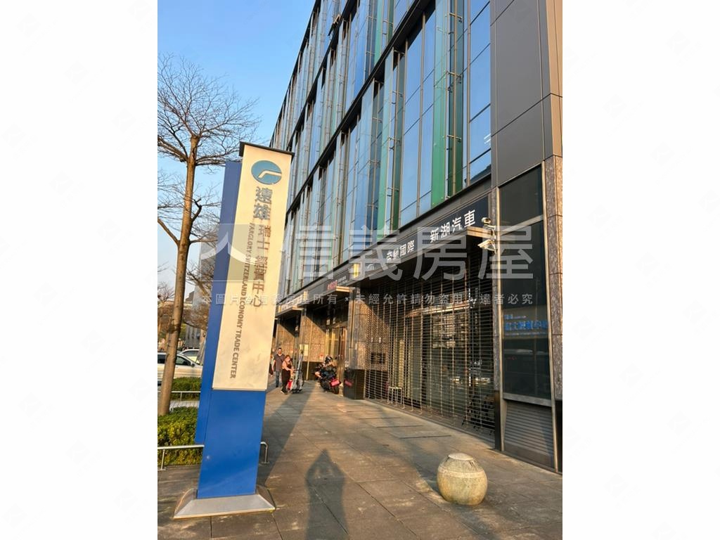 遠雄瑞士邊間明亮美辦房屋室內格局與周邊環境