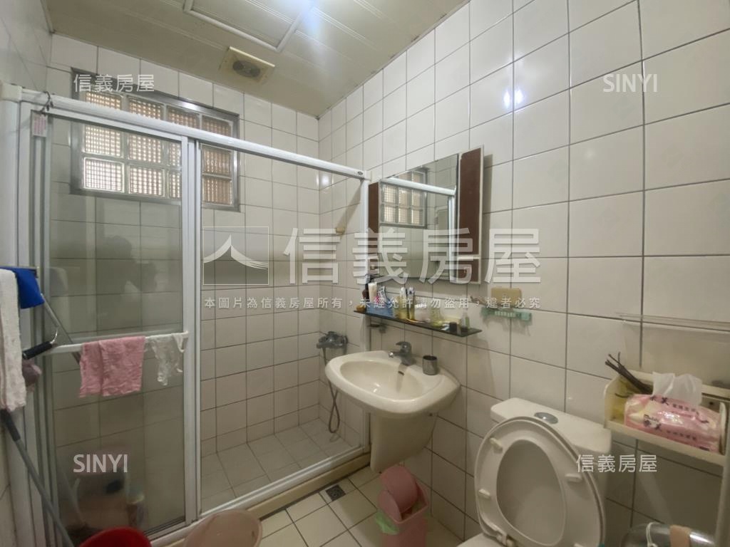 中崙新城一樓庭院戶房屋室內格局與周邊環境